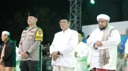 * System Pilkada 2024 Polres Lamongan Gelar Tabligh Akbar Wujudkan Pilkada Aman dan Damai*