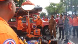 Ditpolairud Polda Jatim Terjunkan Personel Bantu Evakuasi Korban Banjir